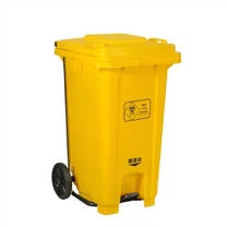Plastikowy pojemnik na śmieci na kółkach o pojemności 240 litrów